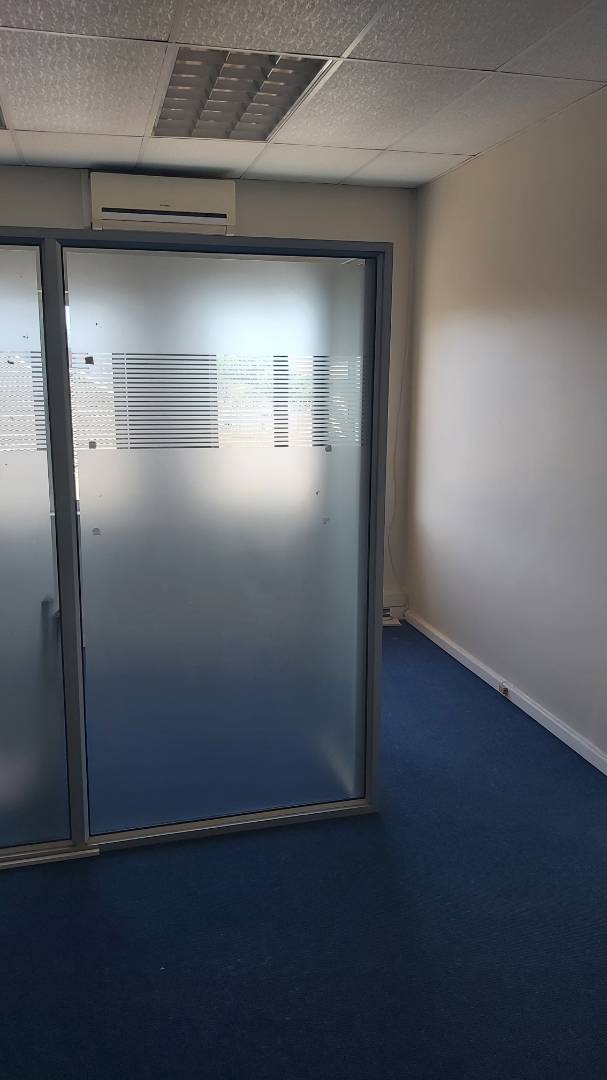 To Let commercial Property for Rent in Newton Park Eastern Cape